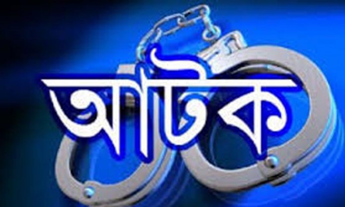 লোহাগড়ায় অসামাজিক কাজে লিপ্ত তিনজনকে পুলিশে সোপর্দ: সচেতন এলাকাবাসী